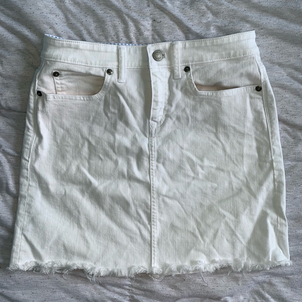 ❕ VINEYARD VINES DENIM SKIRT ❕